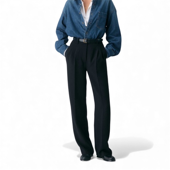 NWT Aritzia Effortless Pant in Crepette - High-waisted, wide-leg trousers - Picture 1 of 15